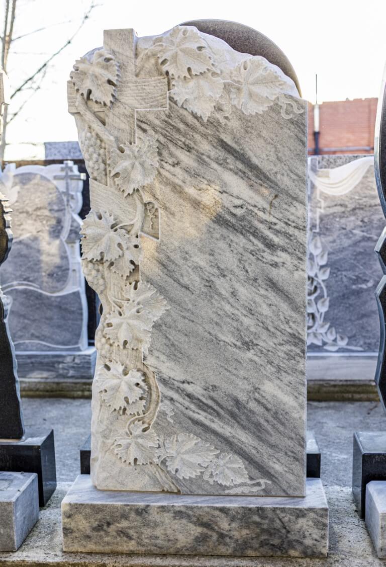 Вертикальные памятники